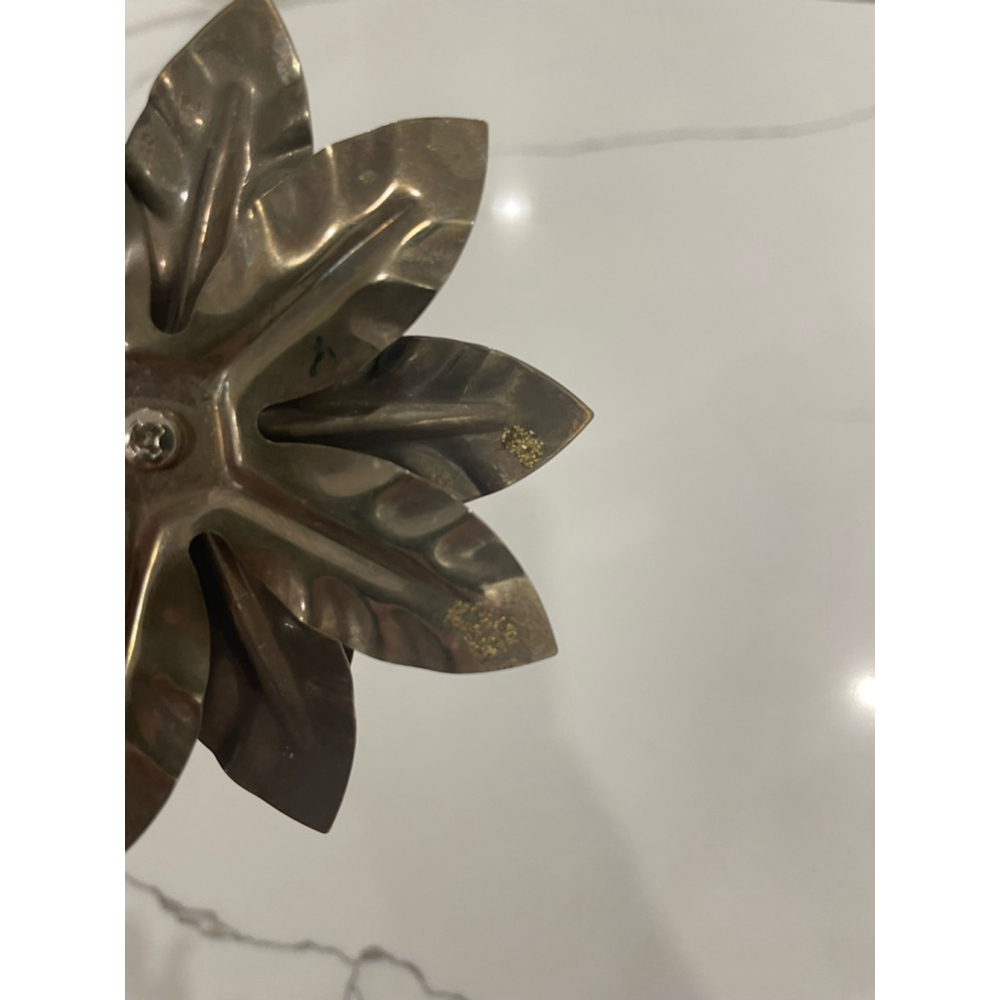 Vintage Metal Brass Flower Poinsettia Tapered Candle Holder Gold MCM Whimsical - Picture 5 of 7